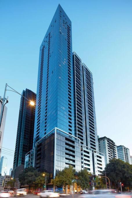 Deluxe 3 Bedroom Apartment In Southbank Melbourne City Exterior foto